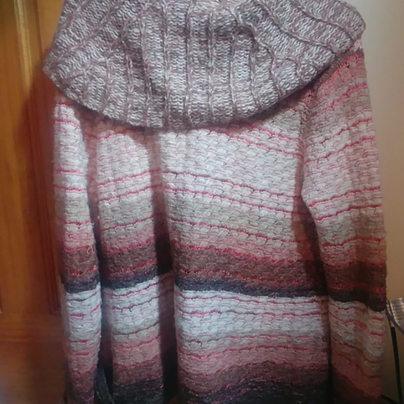 ANTHRO SLEEPING ON SNOW Sweater - Picture 3 of 8